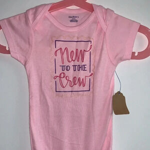 Gerber 6-9 month onsie like new